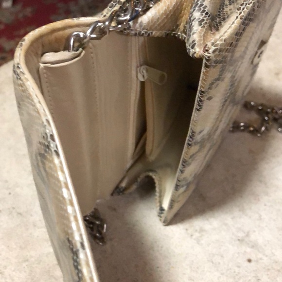 Vintage Purse - Picture 4 of 4